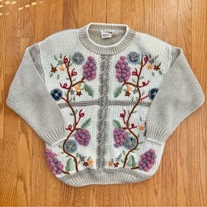 Vintage Huntington Ridge Hand-Knit Floral Sweater